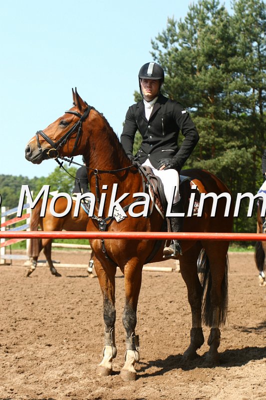 104M8112_Santordino_Springpf L.JPG